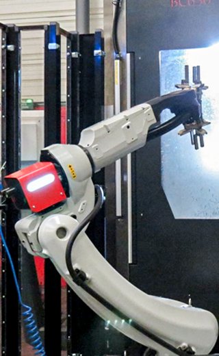 Akira-Seiki + RoboJob