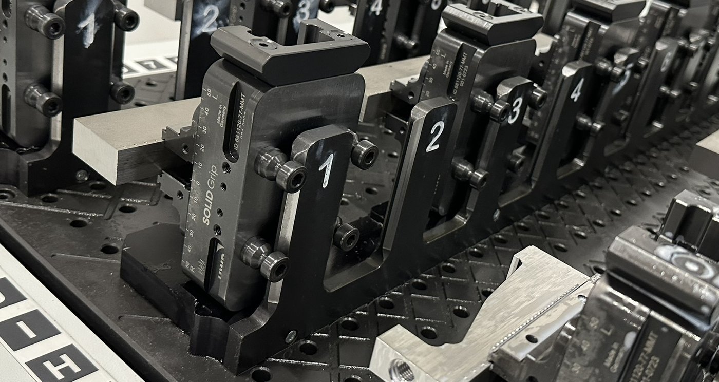 Mazak CV5-500 + Mill-Assist Essential c + HWR Fixture Exchange (2)