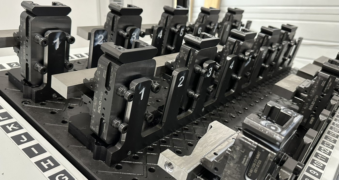 Mazak CV5-500 + Mill-Assist Essential c + HWR Fixture Exchange (2)