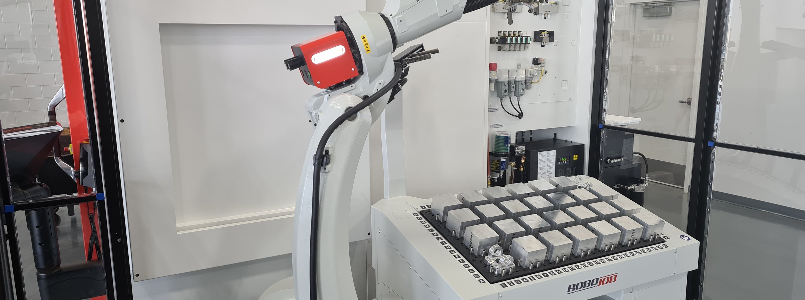 Mill-Assist Essential Si + Mazak CV5-500
