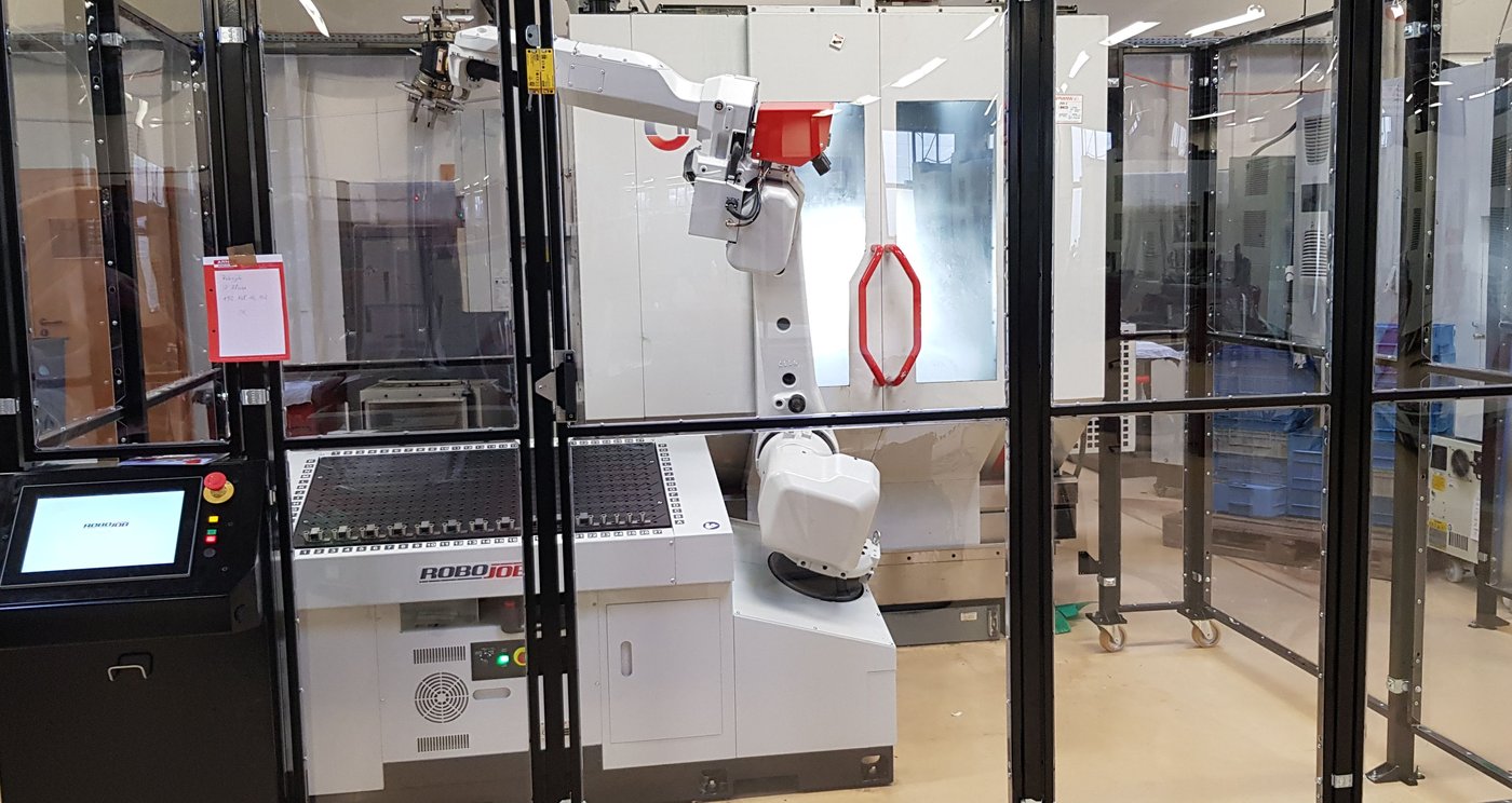 Mill-Assist Essential i + HERMLE C30 U