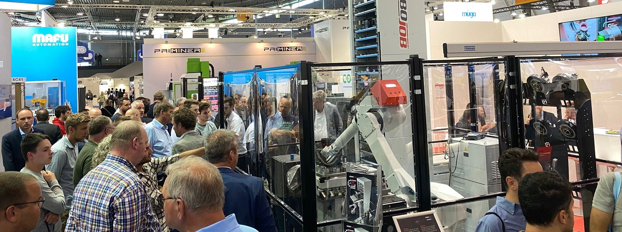 New RoboJob technology at EMO Hannover