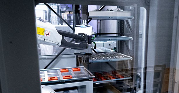 Product - Wall - Robot