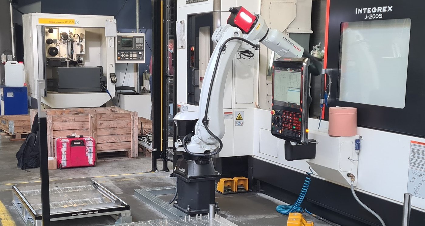 Pallet-Load Double + Mazak Integrex J-200S