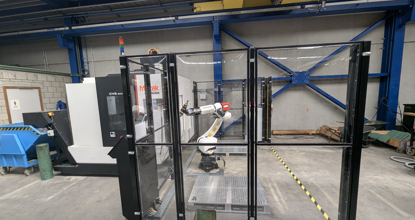 Pallet-Load Mill + Flip-over Unit + MAzak CV5-500