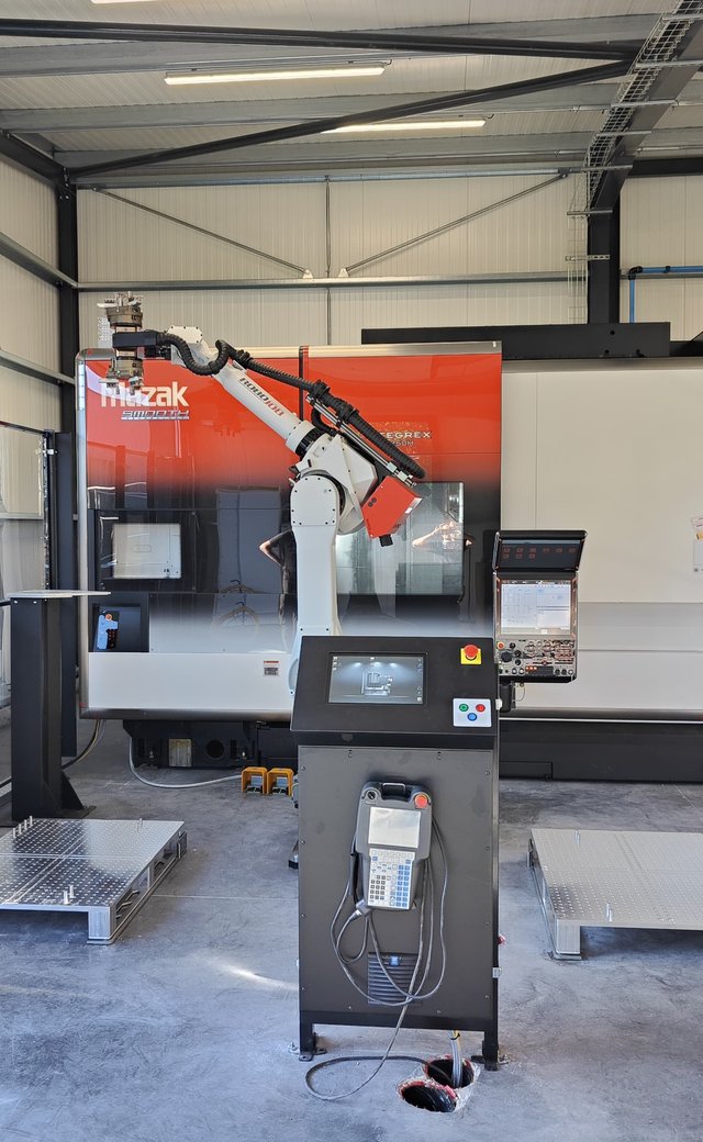 Pallet-Load + flip-over unit + Mazak Integrex I-250H