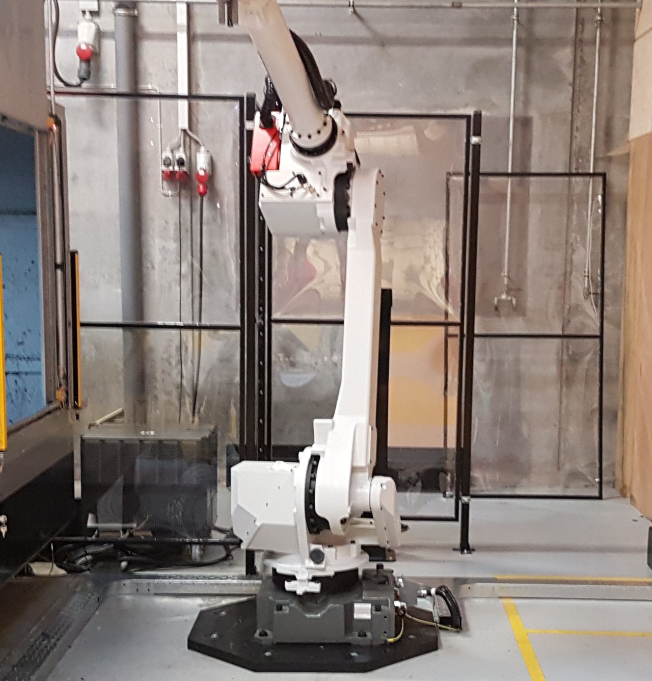 Pinnacle BX 700 T + Pallet-Load Double