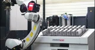 Automatisch frezen met de Hedelius Acura 50EL en RoboJob Mill-Assist