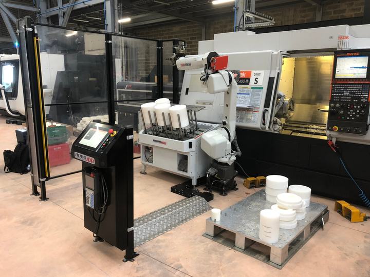 SOVAIC automates a Mazak Integrex 400-IV S and a Mazak CV5-500 with RoboJob